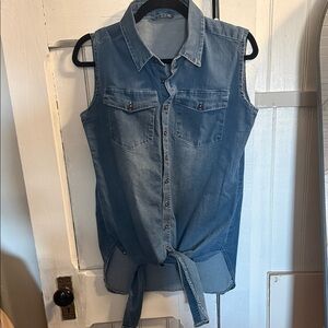 Cowgirl Tuff Blue Denim Button-Front Women's Top Medium